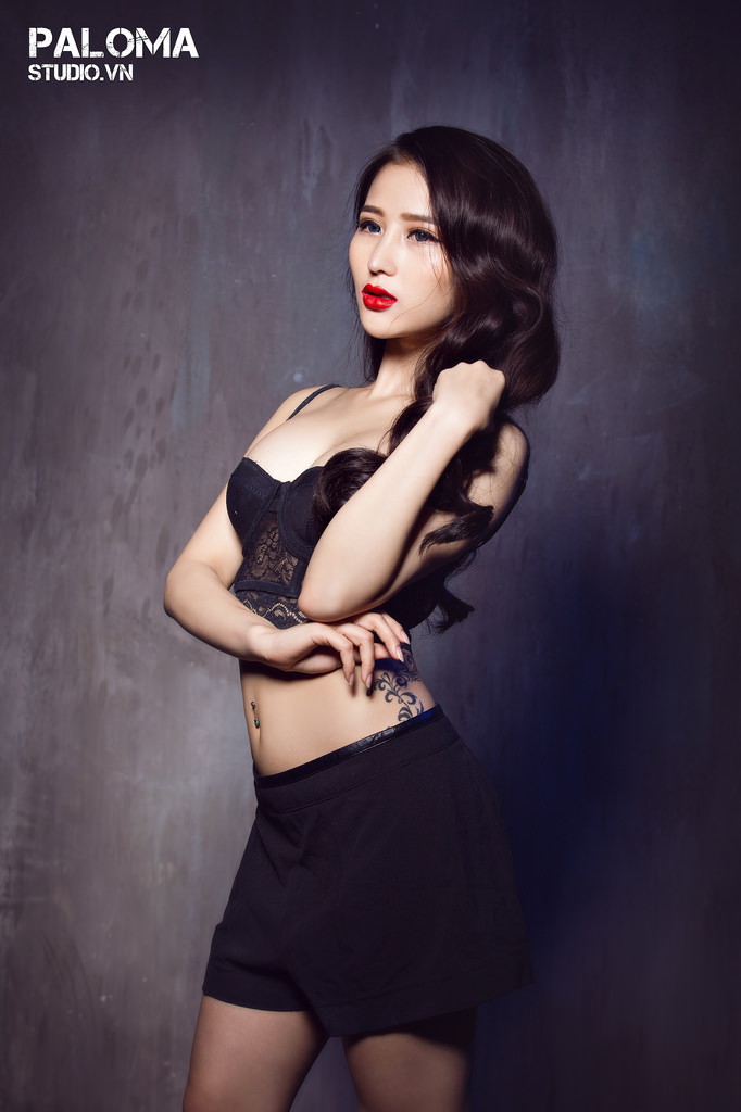 女友的丰满奶水在线观看
